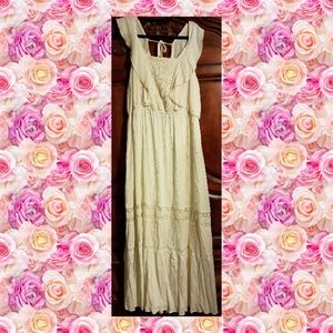 Beautiful flowy country chic/boho cotton dress